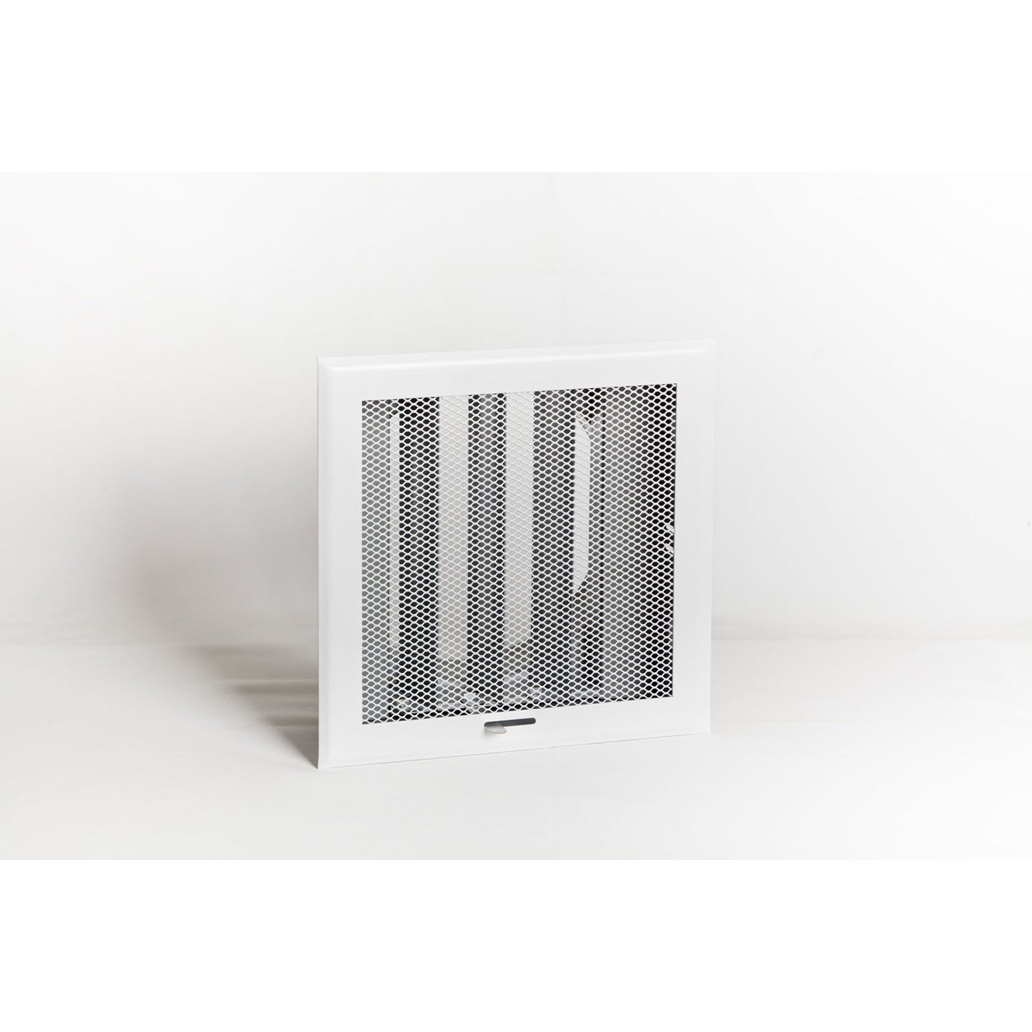 Nom : grille-de-ventilation-obturable-acier-epoxy-equation-diam-150-mm-l-19xh-19-cm.jpg
Affichages : 415
Taille : 130,7 Ko