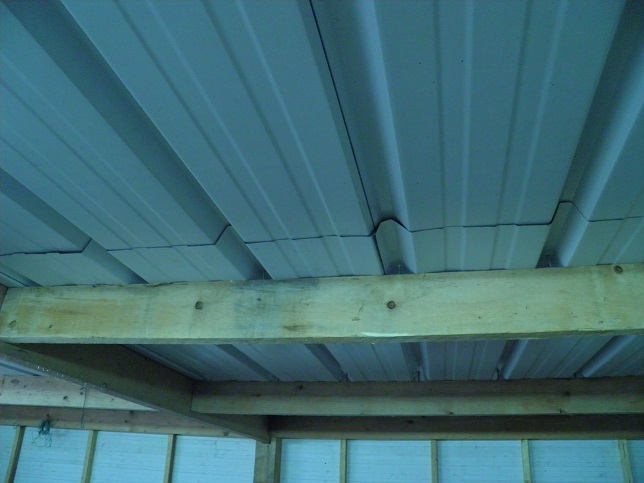 Eviter condensation sur toit en tôle