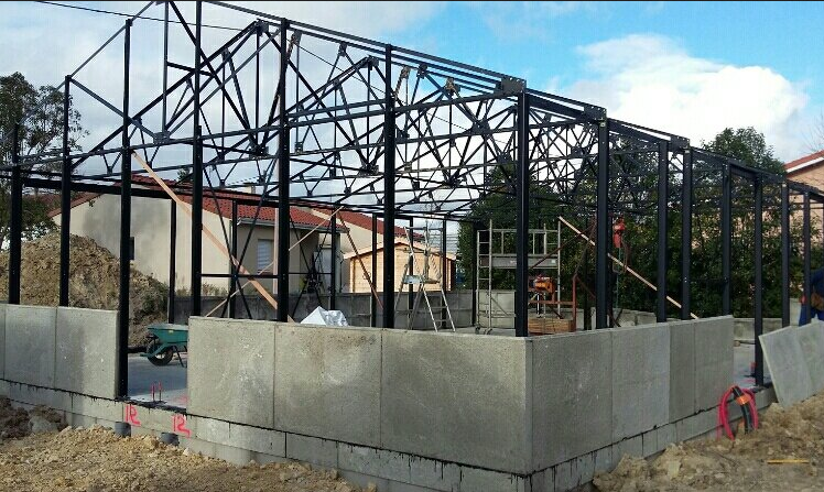 Nom : Structure en acier.png
Affichages : 54
Taille : 650,6 Ko