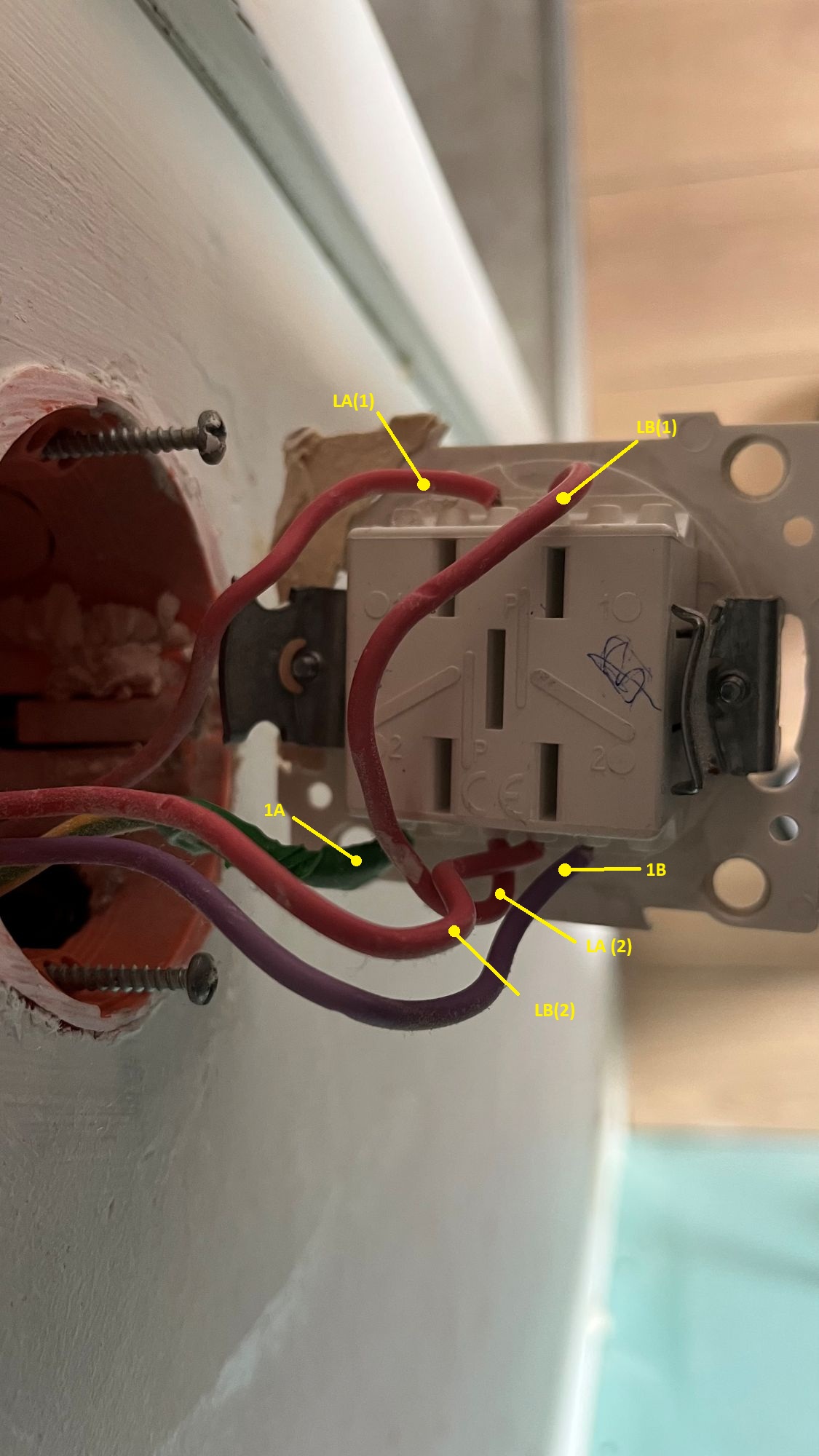 Nom : interdouble.jpg
Affichages : 69
Taille : 302,1 Ko