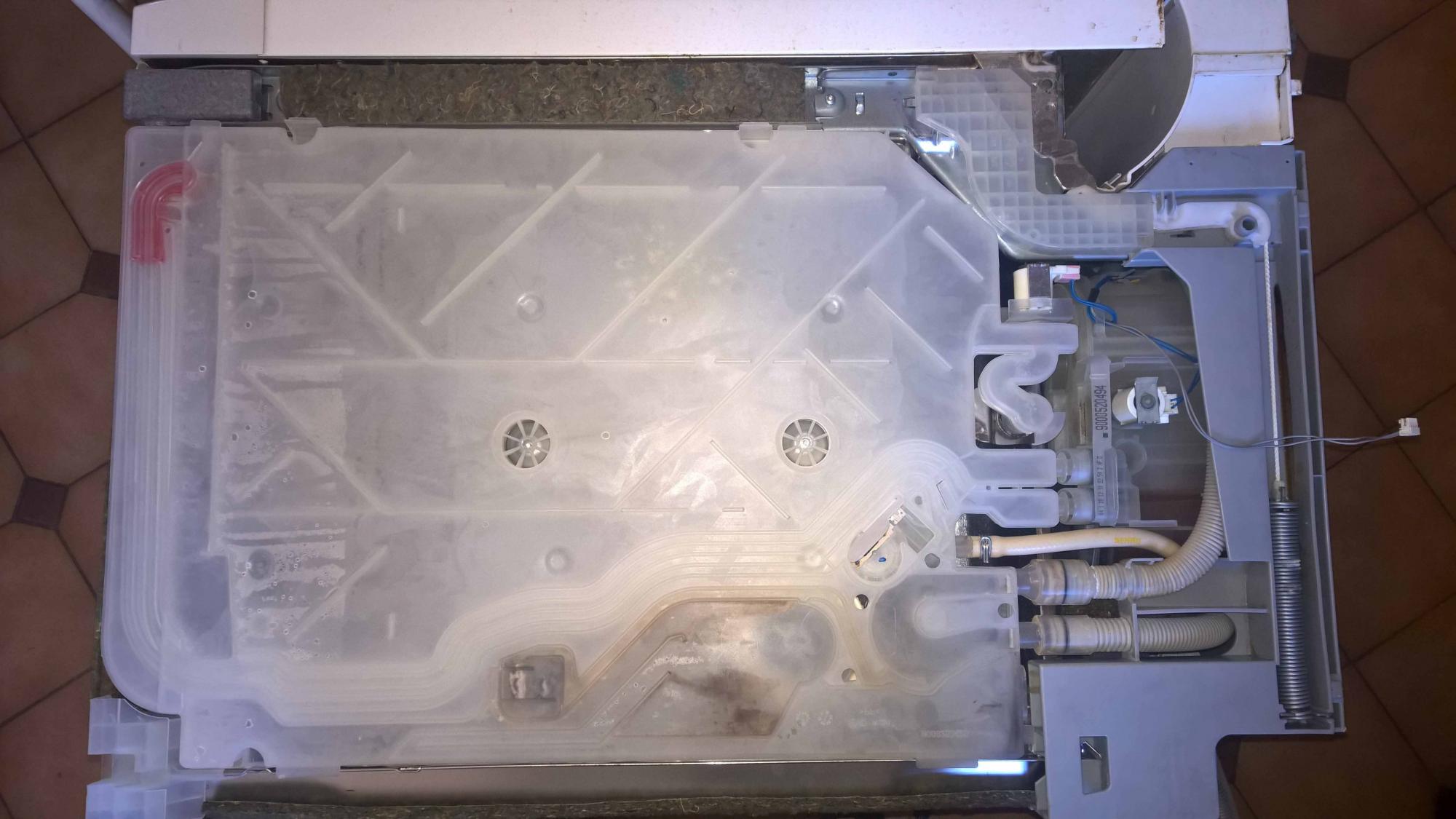 Blanc] Problème Lave vaisselle Bosch sms53m32ff[résolu]