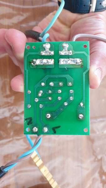 Comment réparer une multiprise électrique dont l'interrupteur