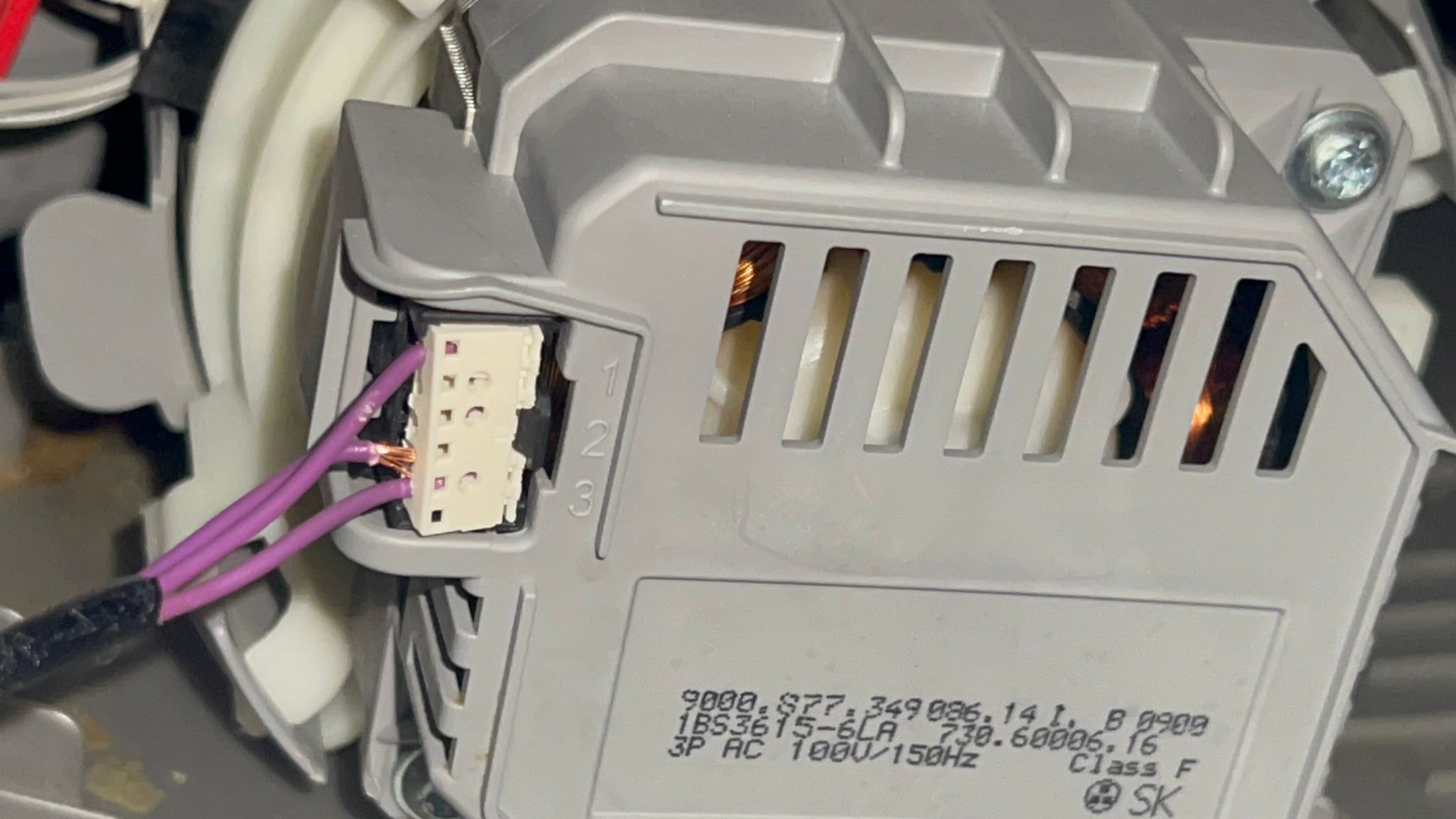 Nom : WhatsApp Image 2025-12-21 at 18.03.31.jpeg
Affichages : 35
Taille : 204,1 Ko