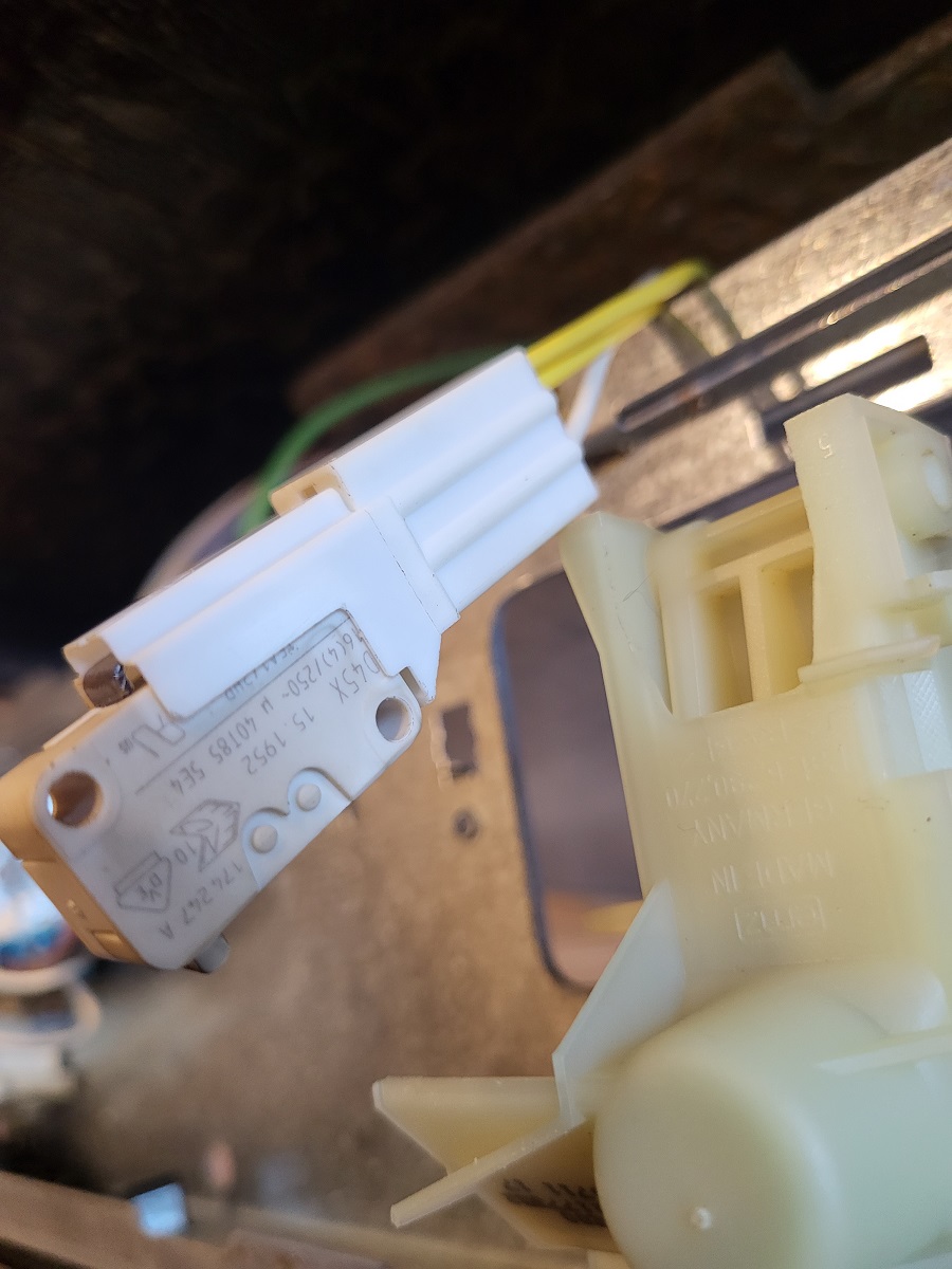 Nom : simens groupe secutit� de porte .jpg
Affichages : 179
Taille : 215,3 Ko