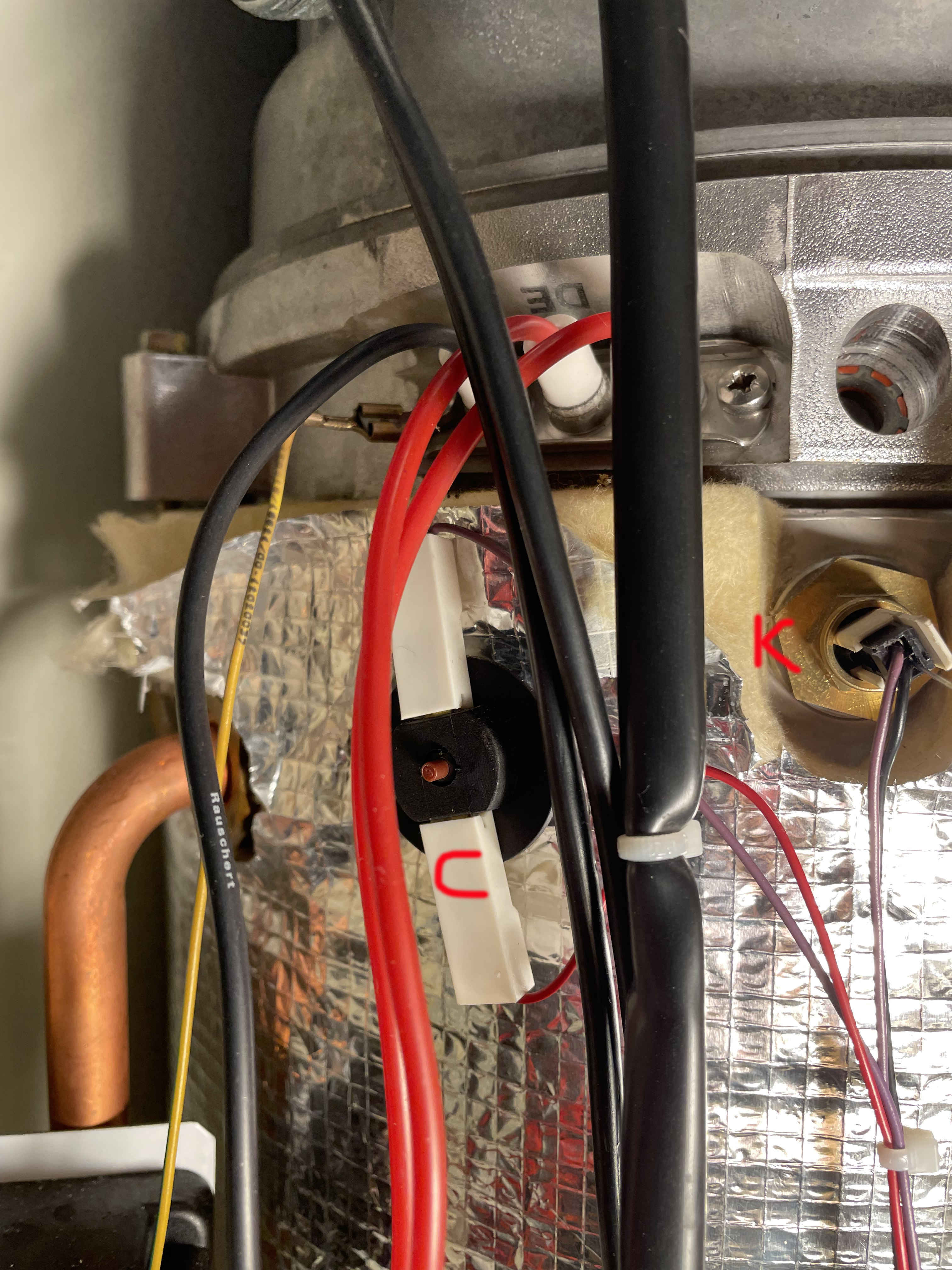 Nom : IMG_0138.JPG
Affichages : 46
Taille : 714,6 Ko