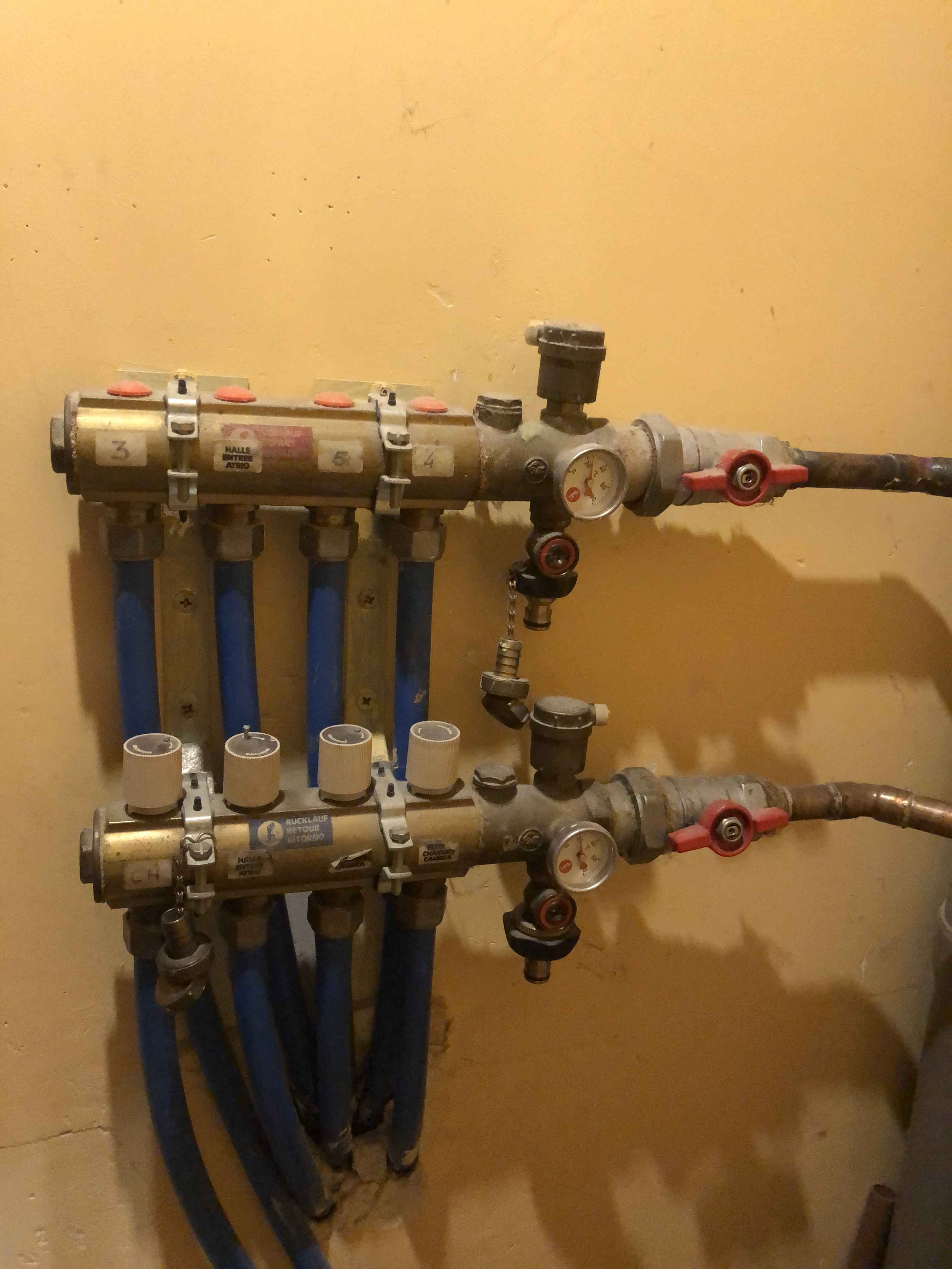 Nom : Frisquet1.JPG
Affichages : 13
Taille : 377,3 Ko