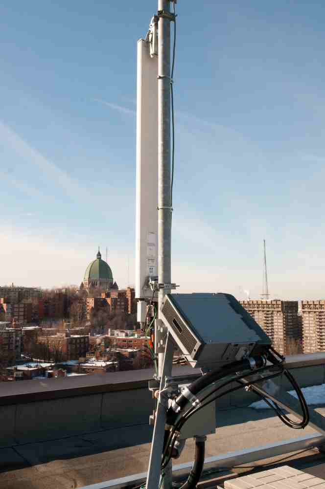Assouplissement des procédures d'urbanisme pour les antennes-relais mobiles