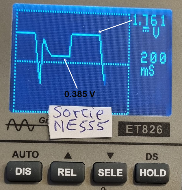 Nom : Courbes sortie NE555.jpg
Affichages : 81
Taille : 138,5 Ko
