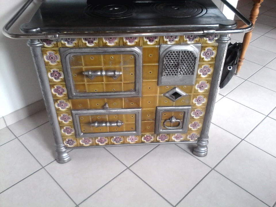 Nom : cuisinire.jpg
Affichages : 275
Taille : 135,2 Ko