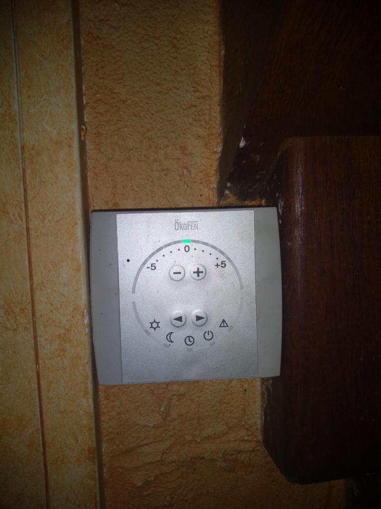 Nom : thermostat.jpg
Affichages : 795
Taille : 65,6 Ko