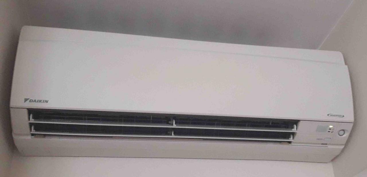 Comment démonter un climatiseur mural ?
