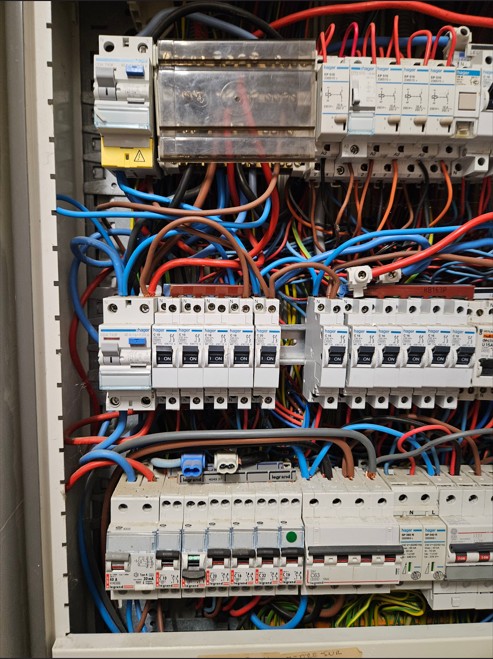 Nom : ID.jpg
Affichages : 52
Taille : 124,1 Ko