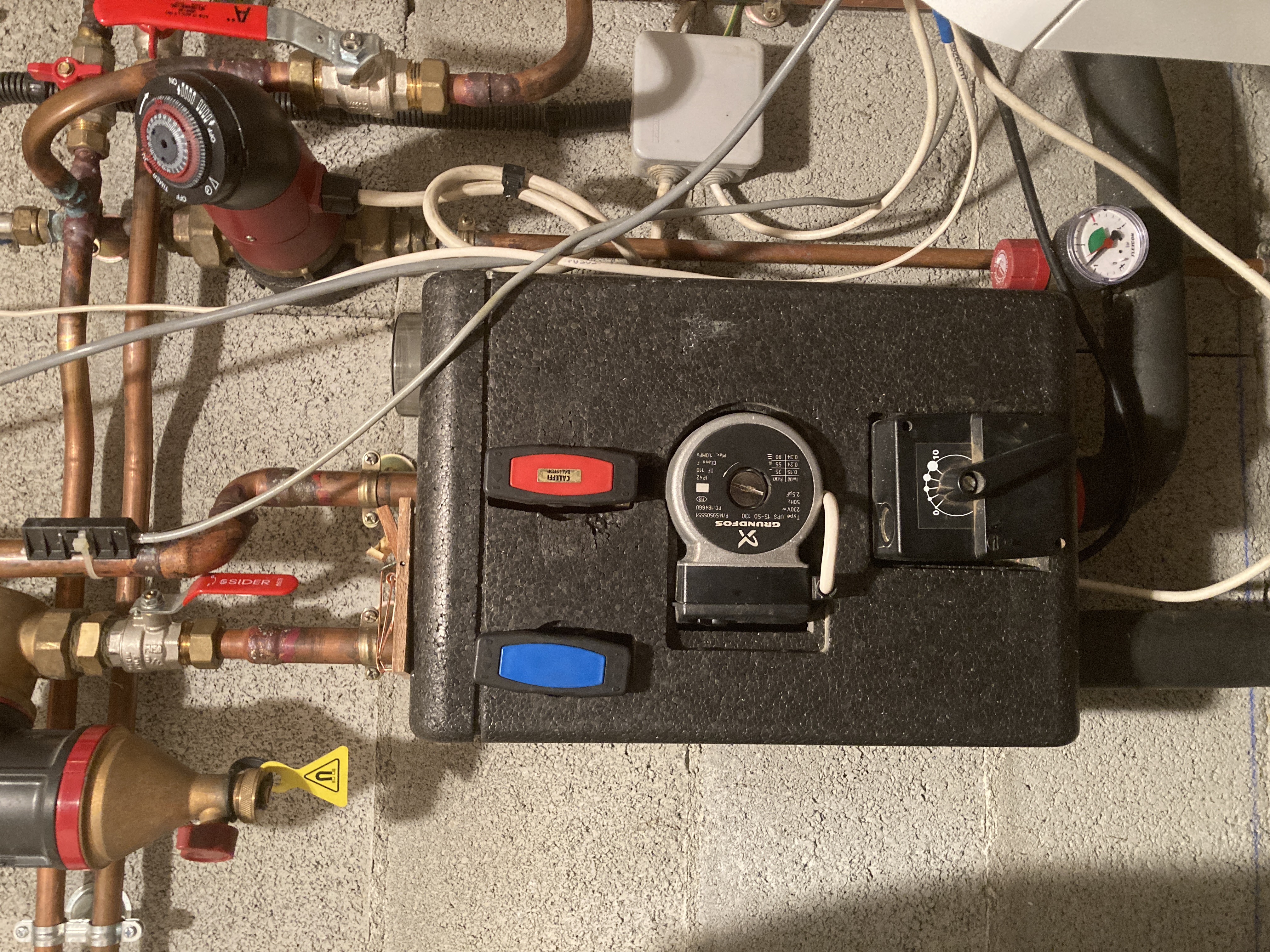 Nom : V3V.JPG
Affichages : 80
Taille : 4,24 Mo