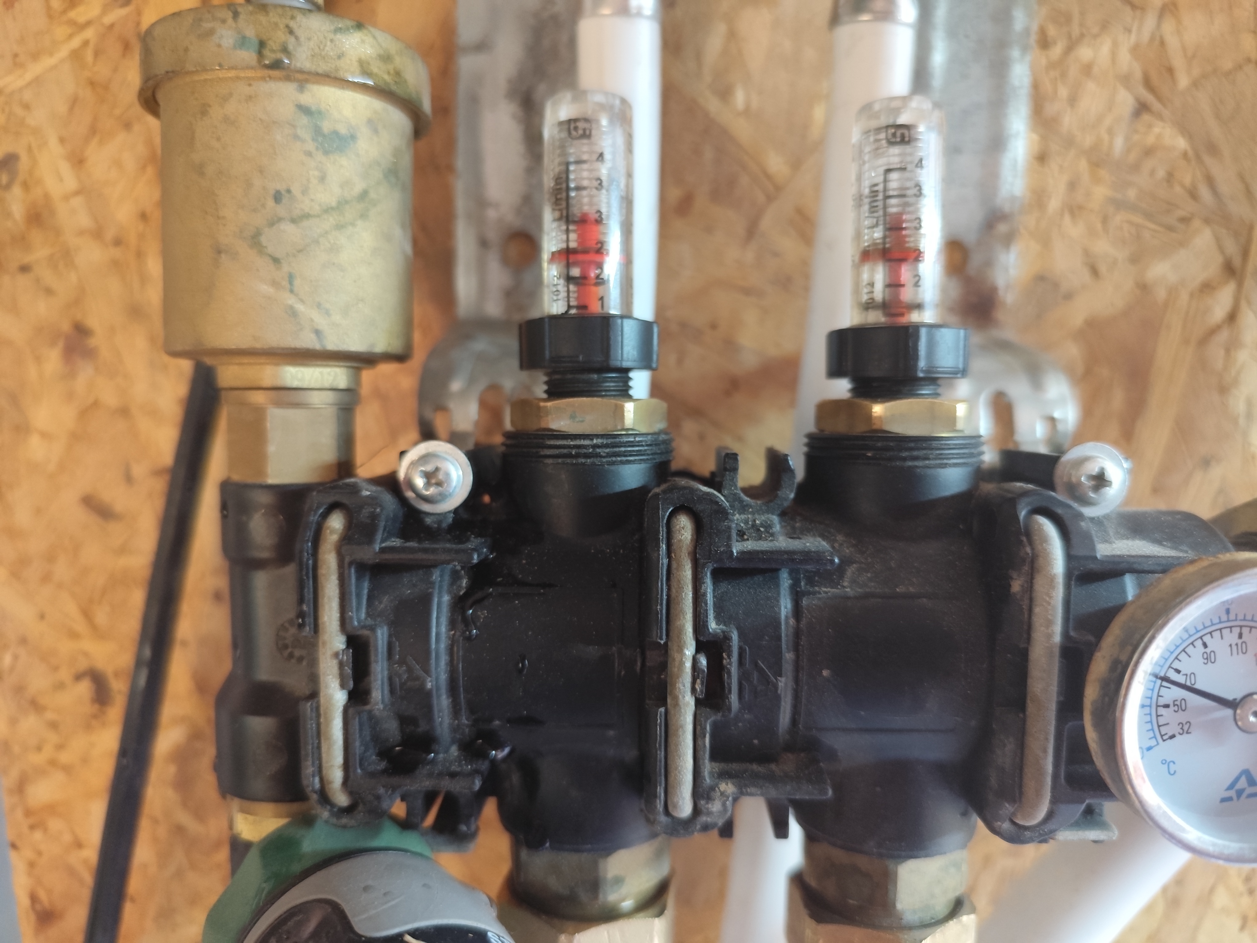 Nom : Equilibre.jpg
Affichages : 11
Taille : 2,88 Mo