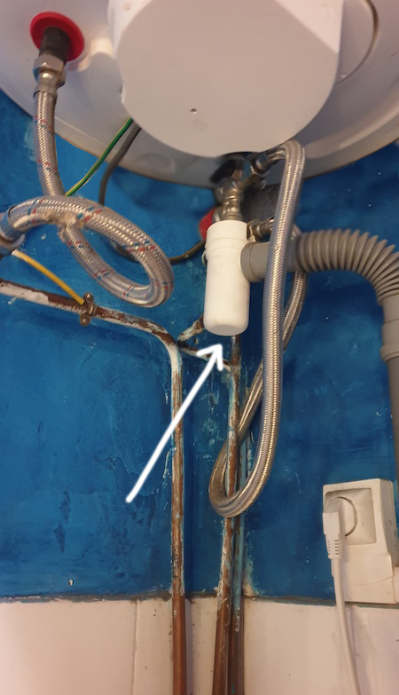 Nom : chauffe eau'.jpg
Affichages : 47
Taille : 217,2 Ko