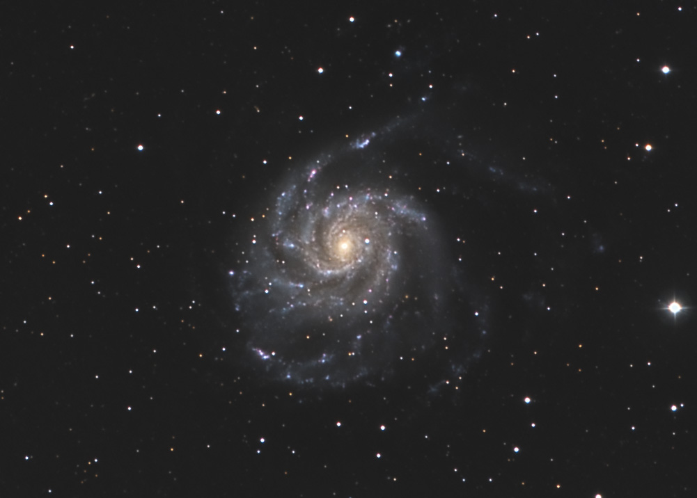 Nom : M101_LRVB2.jpg
Affichages : 185
Taille : 102,5 Ko